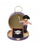 Mini valise pirate et sa poupée (à faire)