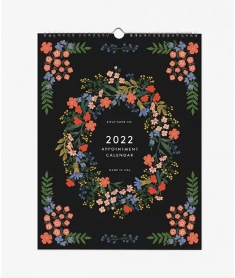 Calendrier mural 2022 Luxembourg de la marque Rifle Paper Co. Chaque mois découvrez une nouvelle illustration fleurie.