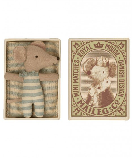 Boîte d'allumettes Maileg contenant un bébé souris garçon avec sa petite couverture !