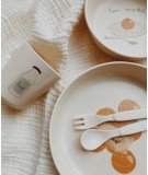 Coffret de vaisselle pour enfant Bon Appétit de la marque Konges Slojd. Réalisé à partir de bio-plastique
