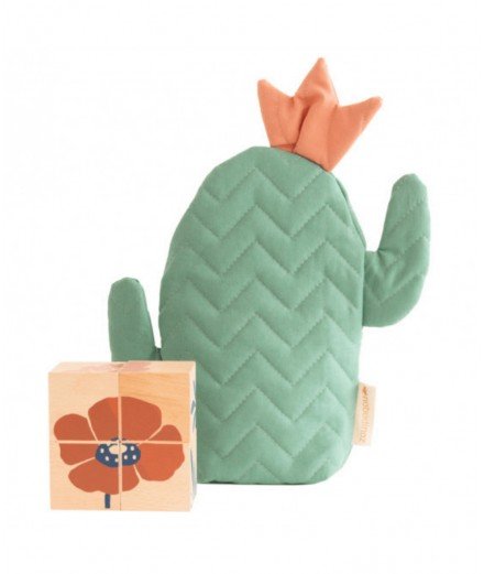 Puzzle composé de 4 blocs en bois et d'une trousse Cactus. Réalisé par la marque espagnole Nobodinoz