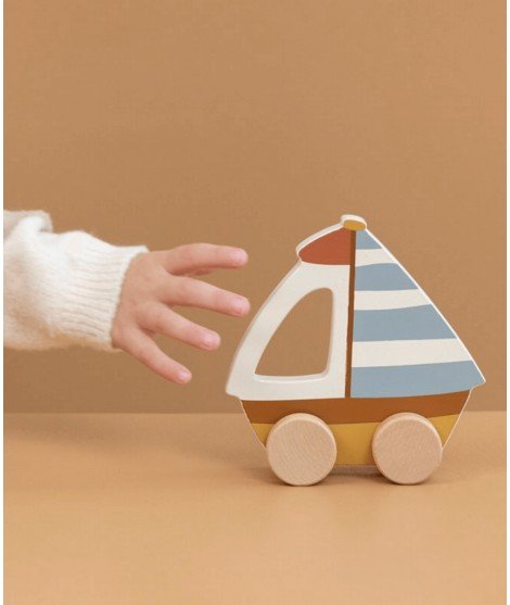Voilier en bois et sur roues de la marque pour enfants, Little Dutch. Collection Sailors Bay.