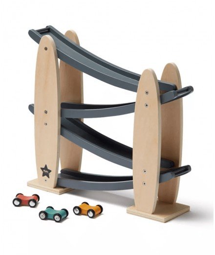 Circuit et ses voitures en bois de la marque de jouets Kid's Concept