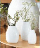 Set de 3 petits vases en porcelaine blanche de la marque de décoration Räder