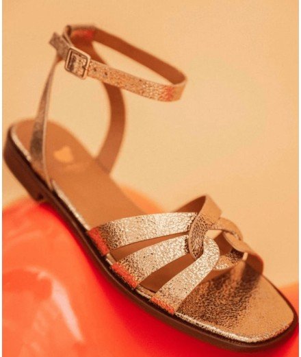 Sandales plates Hanaé en cuir lamé couleur Or Sépia de la marque française Bobbies