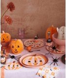 Set de 8 assiettes Citrouille parfaites pour votre décoration d'Halloween et réalisées par la marque Méri Méri