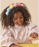 Collier pour enfant avec des petites Cerises en pendentif. De la marque Méri Méri