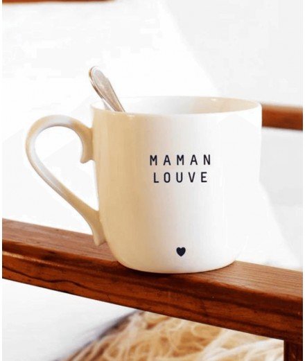 Mug en porcelaine avec le message "Maman Louve". De la marque Emoi Emoi