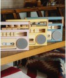 Magnétophone Poste Cassettes en bois bleu de la marque japonaise Kiko+ & GG