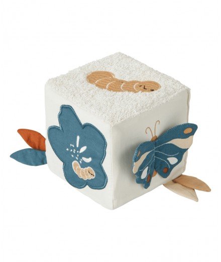 Cube d'éveil sur le thème de la nature avec son grand Papillon. Réalisé en coton biologique par la marque Fabelab