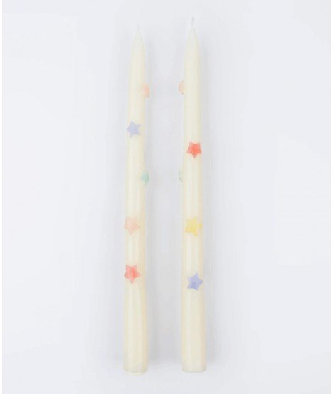 Chandelles coniques avec des Etoiles multicolores en relief. Réalisées par la marque Méri Méri