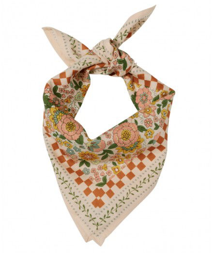 Petit foulard à l'imprimé réalisé au blockprint Amaia Corail de la marque française Bonheur du Jour