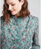 Blouse Alyssa Celadon. Complètement doublée et tissu fluide. Motifs floraux délicats