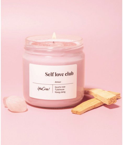 Bougie quartz rose Amour Self love club de la marque française YesCire.