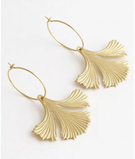 Boucles d'oreilles créoles dorées à l'or fin Gingko de la marque française Viadoli